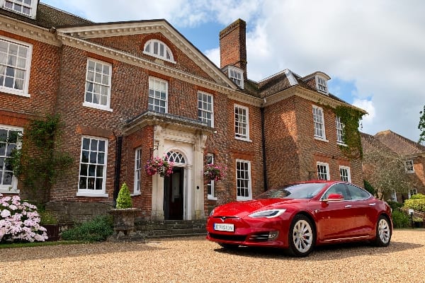 Leasing an EV