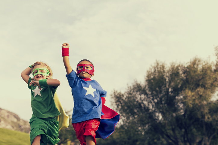 Two superheroes ready to save the world