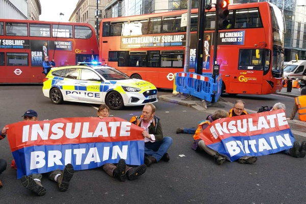 Insulate Britain demonstration at Bishopsgate, Oct 2021